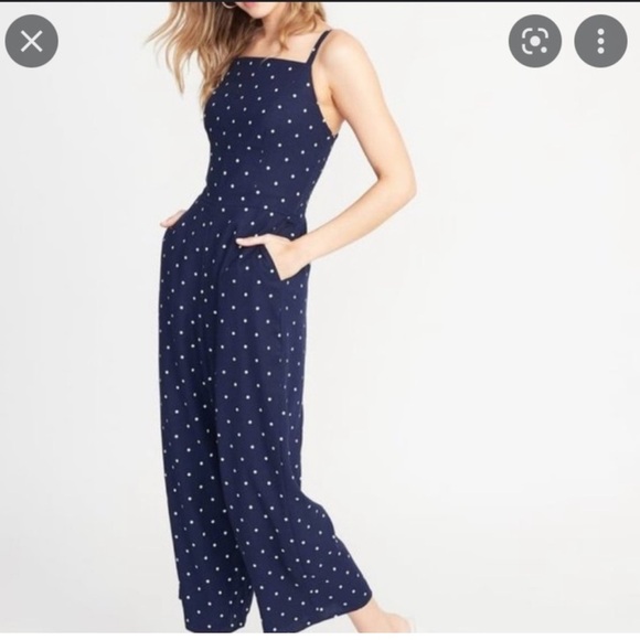 Old Navy Linen Navy polka dot jumpsuit Pockets Smocked Back - Picture 2 of 15